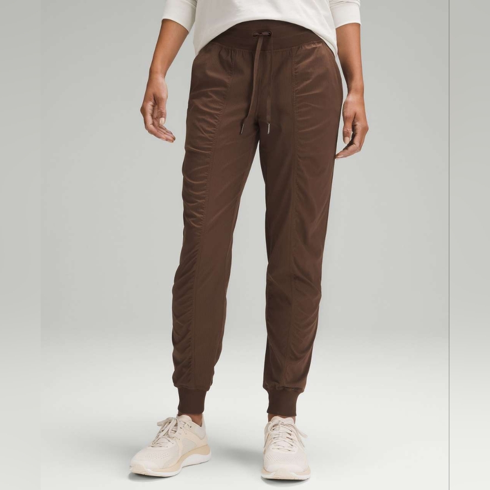 Lululemon Dance Studio Medium Rise Jogger Pants Java Brown 10 NWT